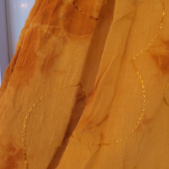 Beautiful tunic - Picture 2 of 3